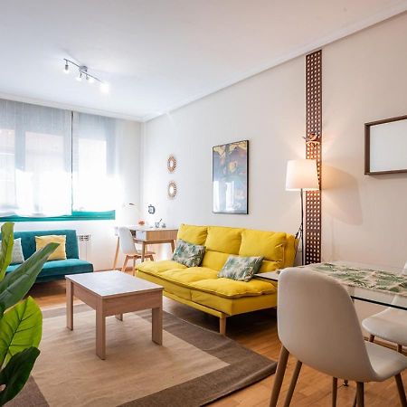 Apartamento Centrico Con Wifi Y Parking De Coche Tamano Medio Cangas de Onis Exterior photo