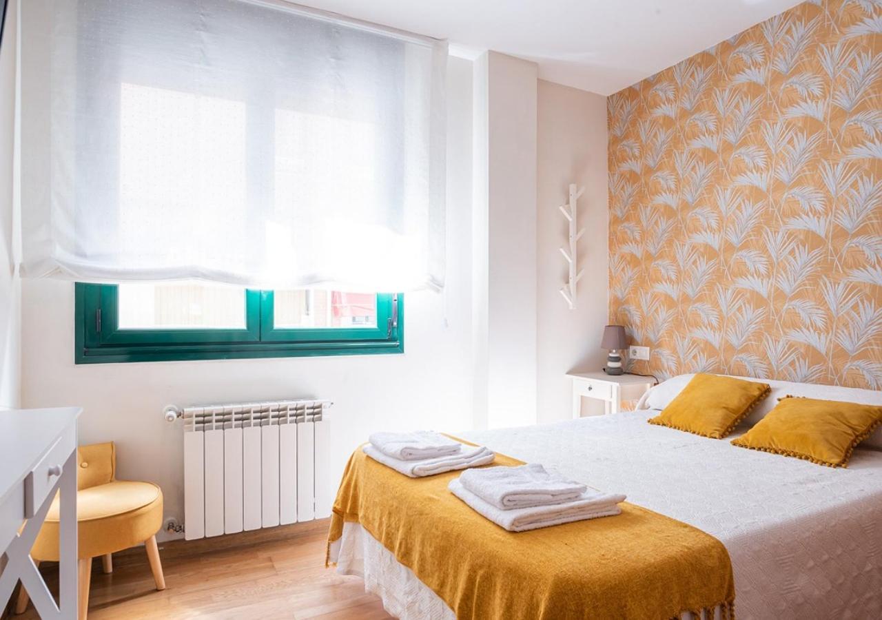 Apartamento Centrico Con Wifi Y Parking De Coche Tamano Medio Cangas de Onis Exterior photo