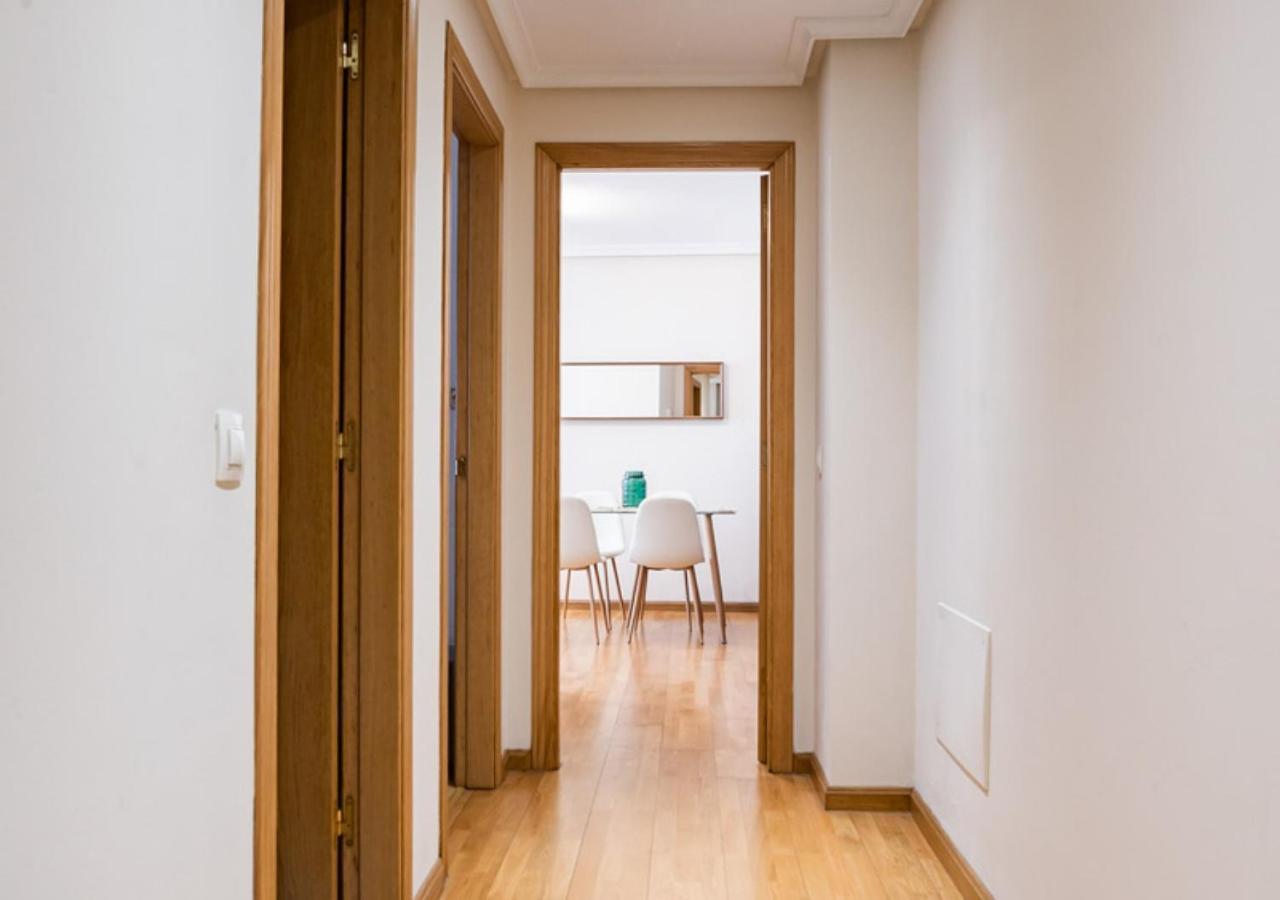 Apartamento Centrico Con Wifi Y Parking De Coche Tamano Medio Cangas de Onis Exterior photo